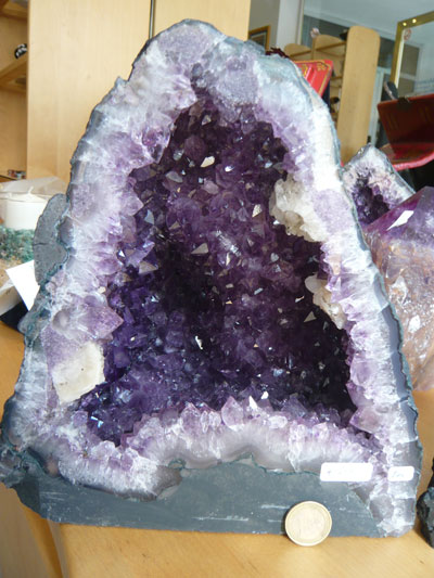 Amethyst 200 gramm Trommelsteine - zum Schließen ins Bild klicken