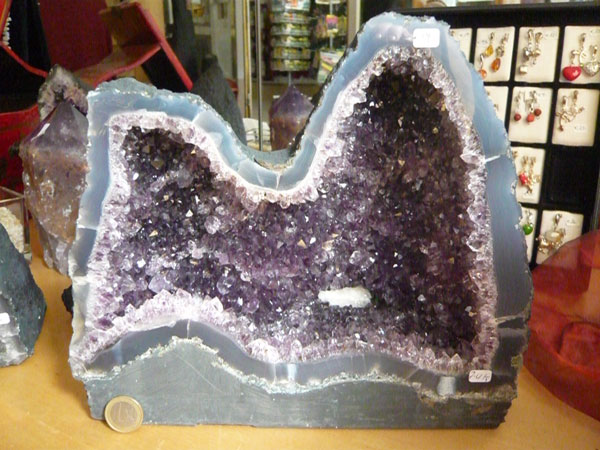 Amethyst 200 gramm Trommelsteine - zum Schließen ins Bild klicken