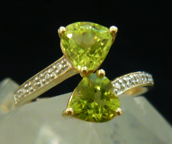 Peridot Diamant Goldring - zum Schließen ins Bild klicken