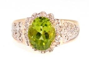 Peridot Diamant Goldring - zum Schließen ins Bild klicken